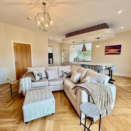 Jaytrees, - Luxury With Hot Tub